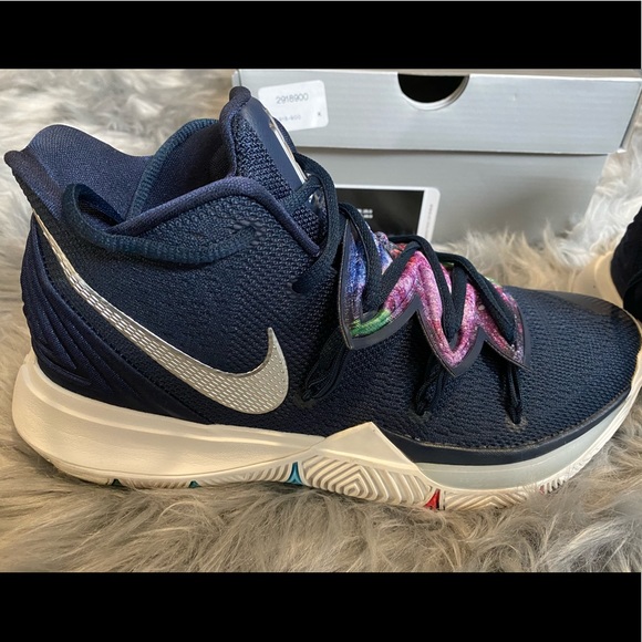 Kyrie 5 multi color metallic silver - Picture 6 of 8